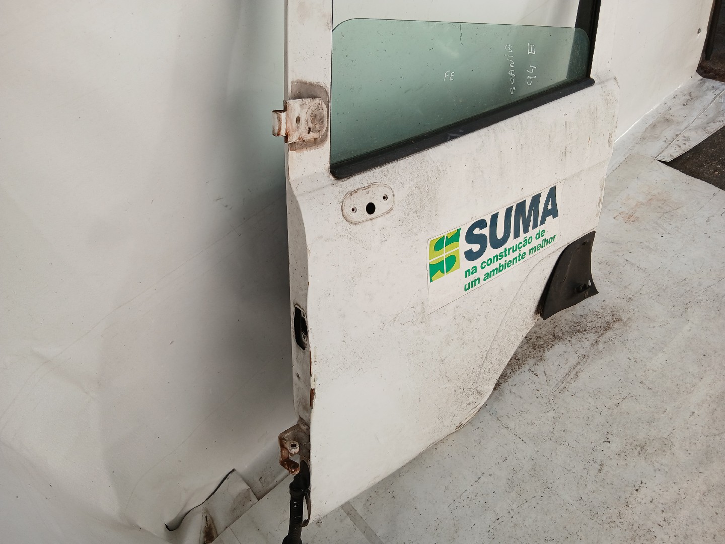 Front Door Left  SCANIA P,G,R,T - series | 03 -  Imagem-3