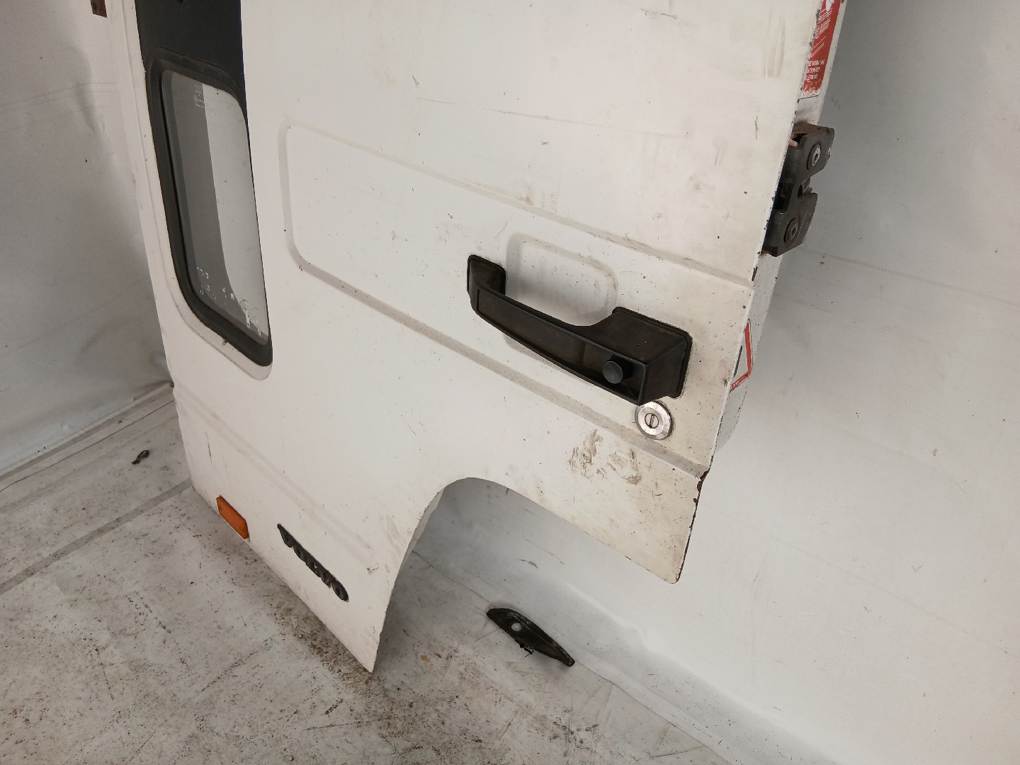 Front Door Left  VOLVO FL 6 | 85 - 00 Imagem-6