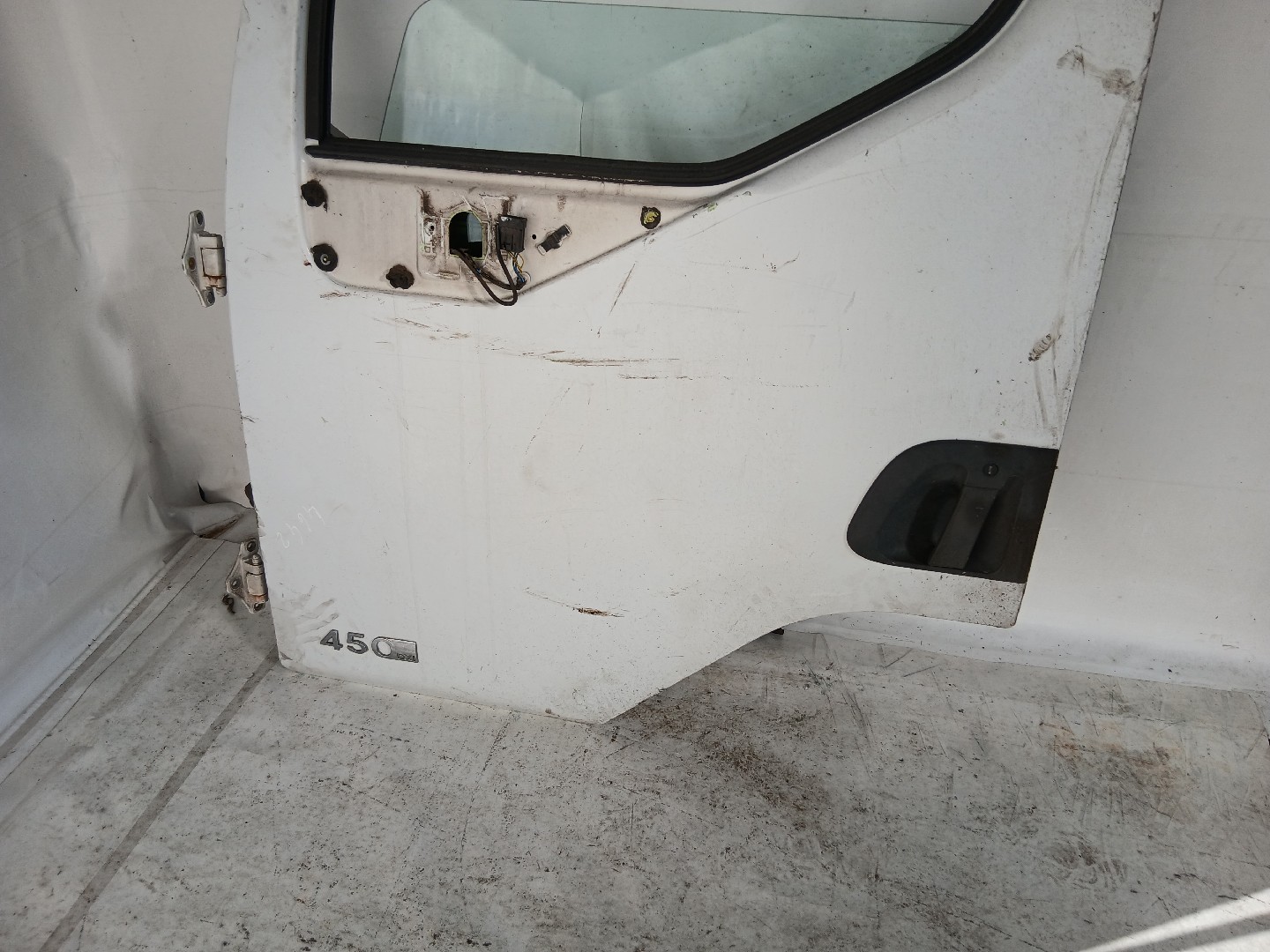 Front Door Left  RENAULT TRUCKS Premium 2 | 05 -  Imagem-1