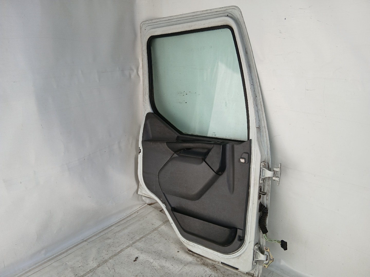 Front Door Left  RENAULT TRUCKS Premium | 96 -  Imagem-3