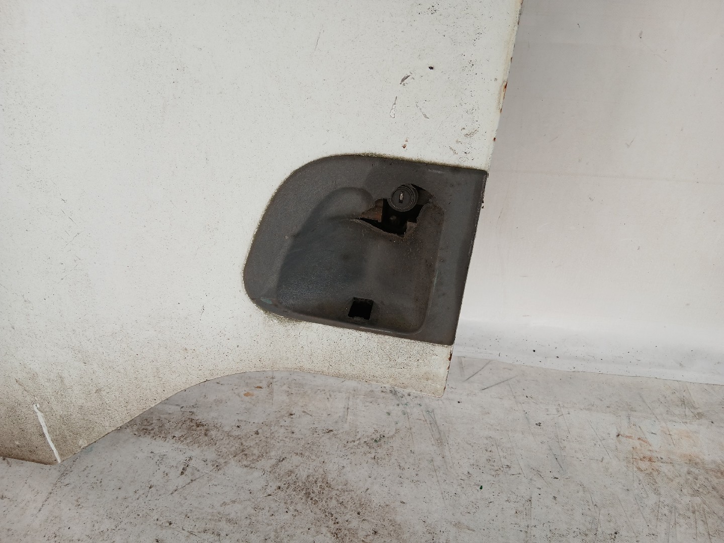 Front Door Left  RENAULT TRUCKS Premium | 96 -  Imagem-1