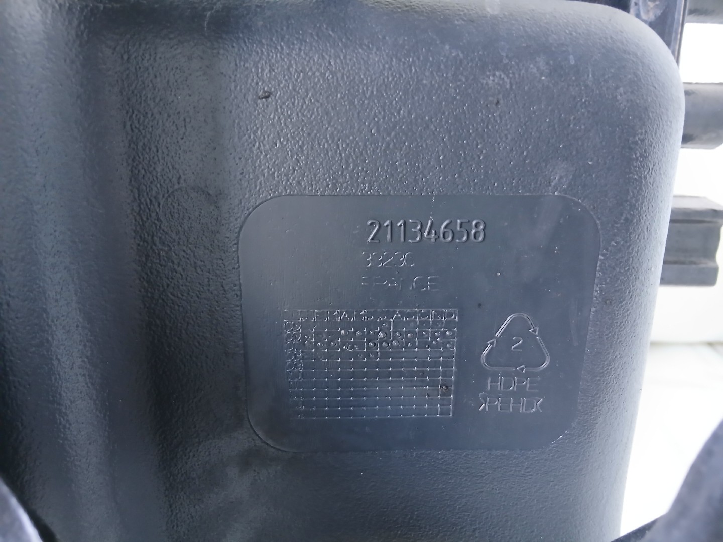 Deposito de AdBlue RENAULT TRUCKS Premium 2 | 05 -  Imagem-4
