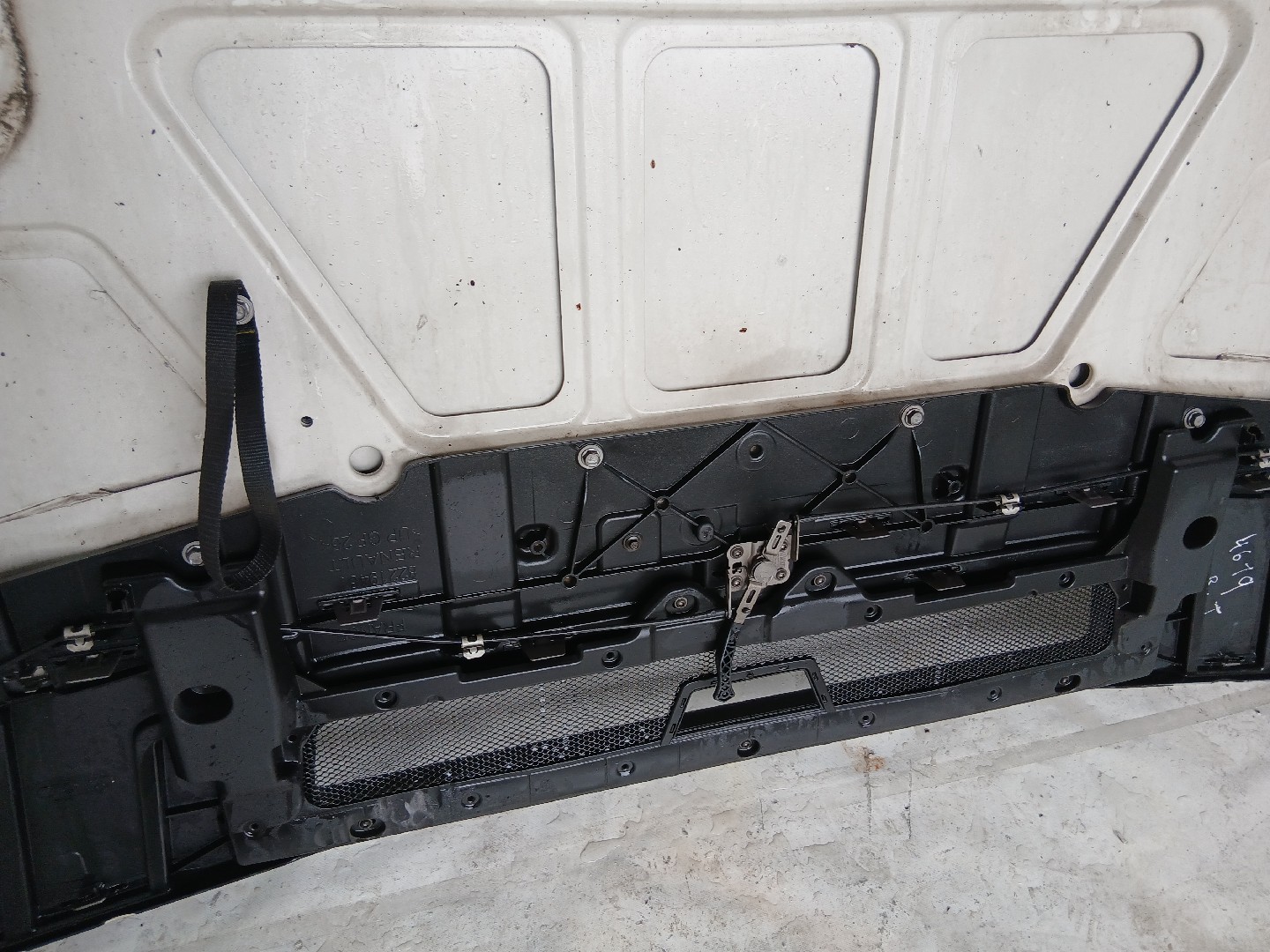 Grelha da Frente RENAULT TRUCKS T-Serie | 13 -  Imagem-8