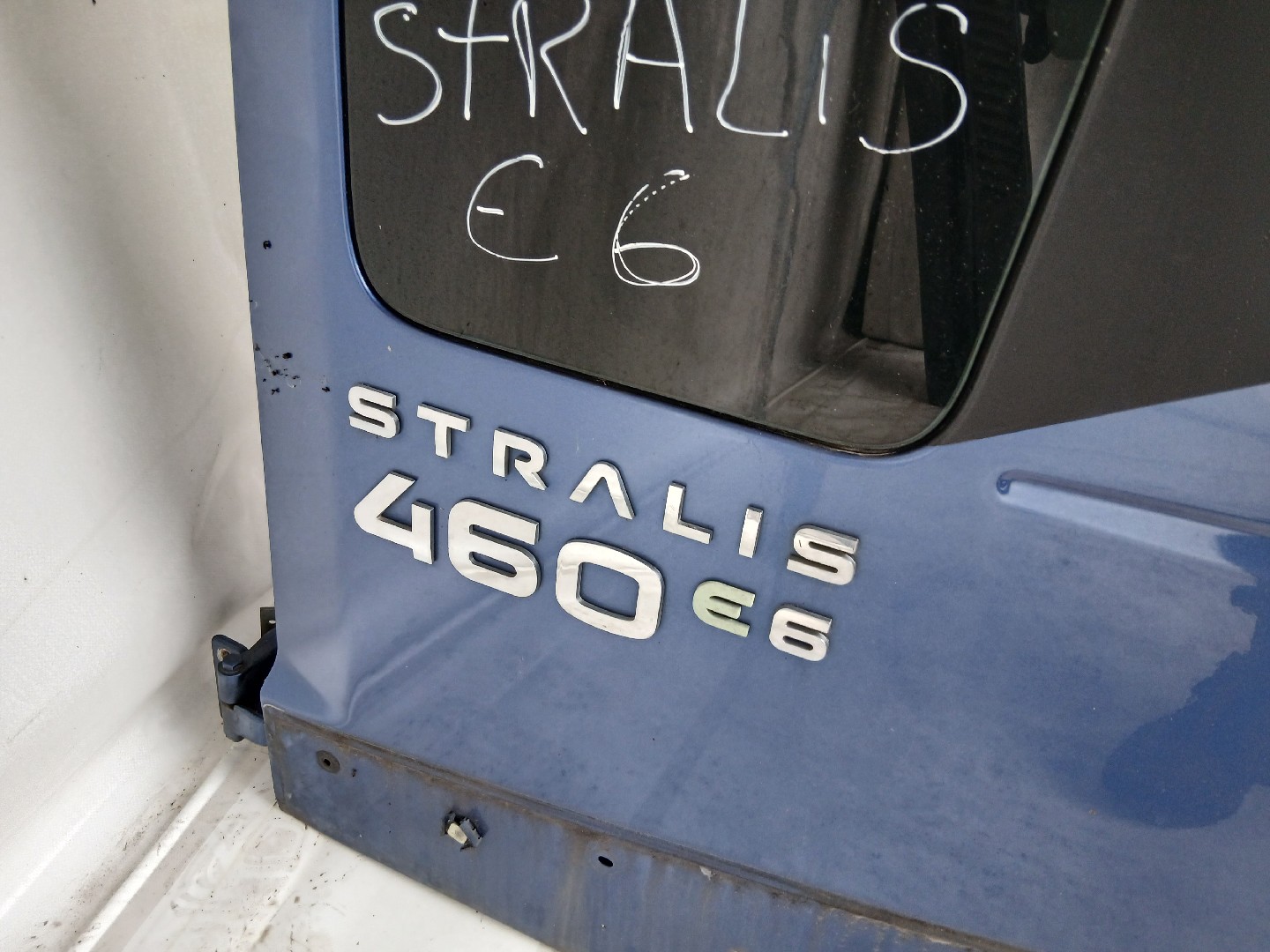 Porta Frente Esq IVECO Stralis | 12 -  Imagem-1