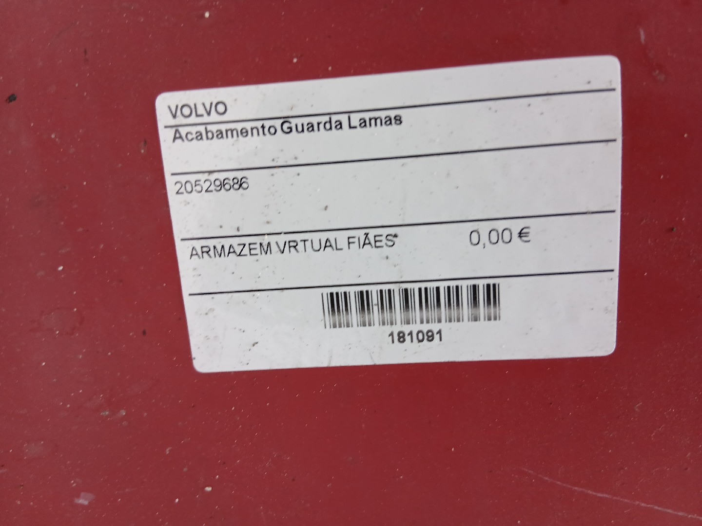 Acabamento Guarda Lamas VOLVO FH | 05 -  Imagem-1