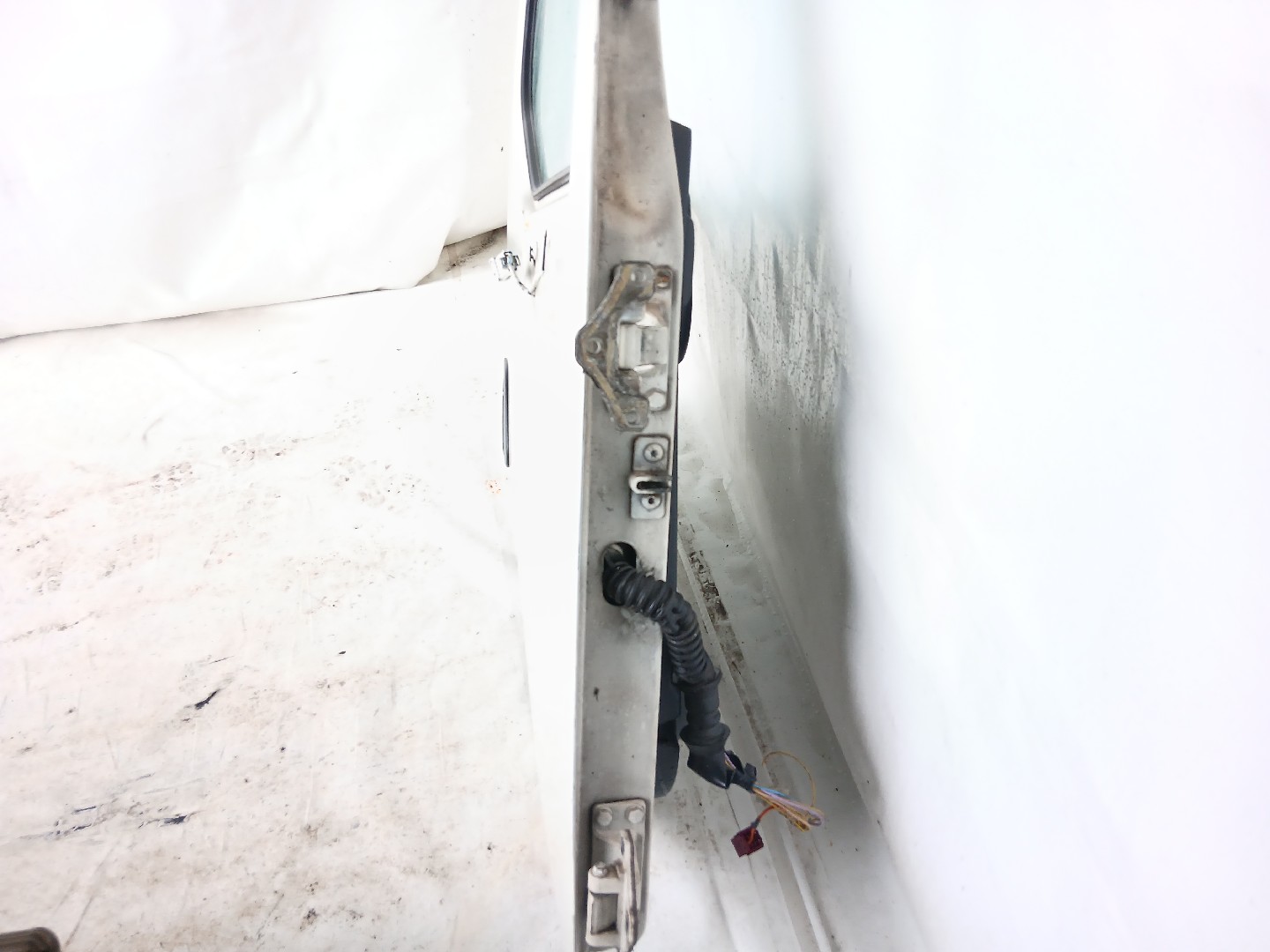 Porta Frente Dto VOLVO FL | 00 -  Imagem-2