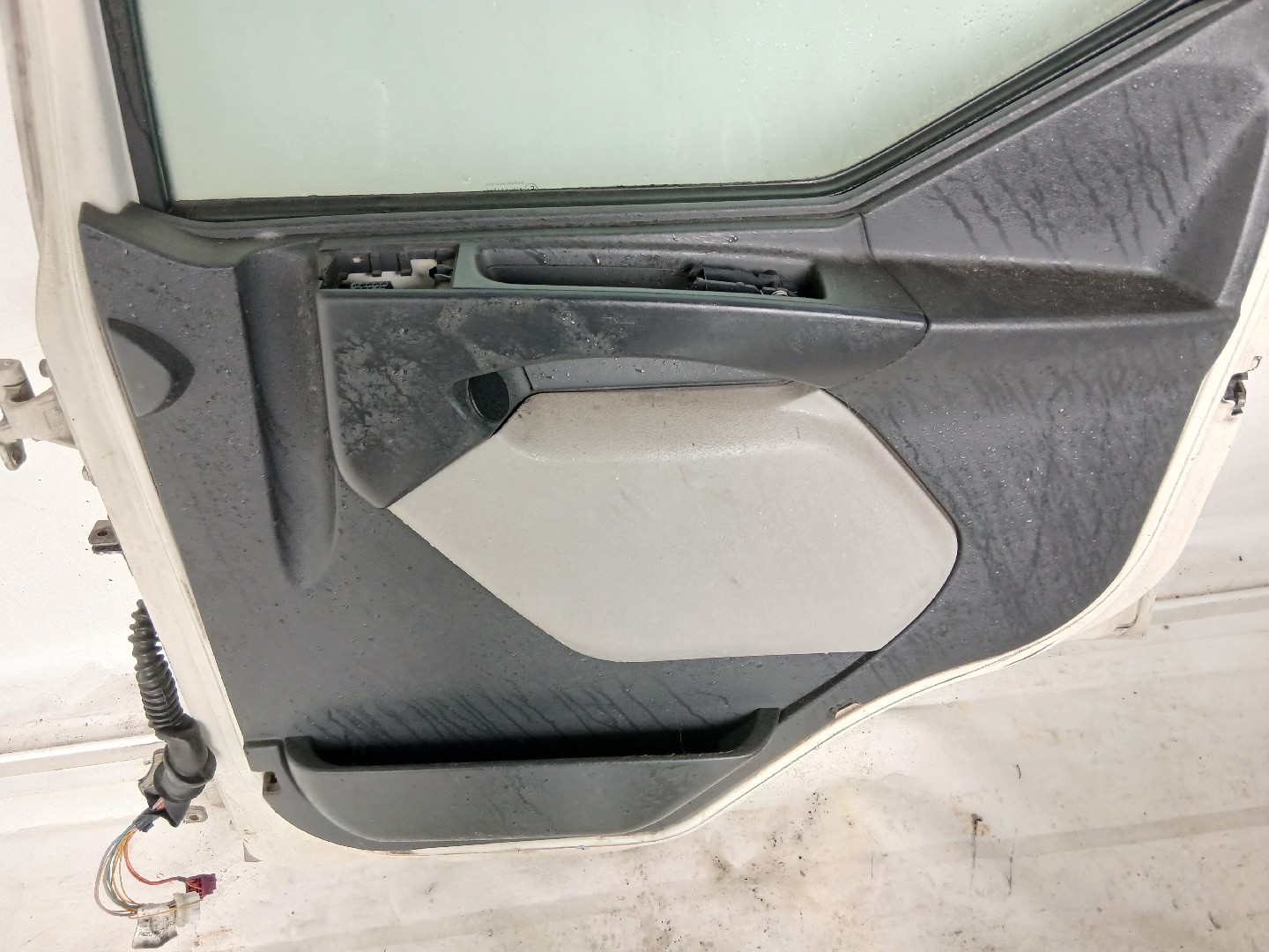 Porta Frente Dto VOLVO FL | 00 -  Imagem-4