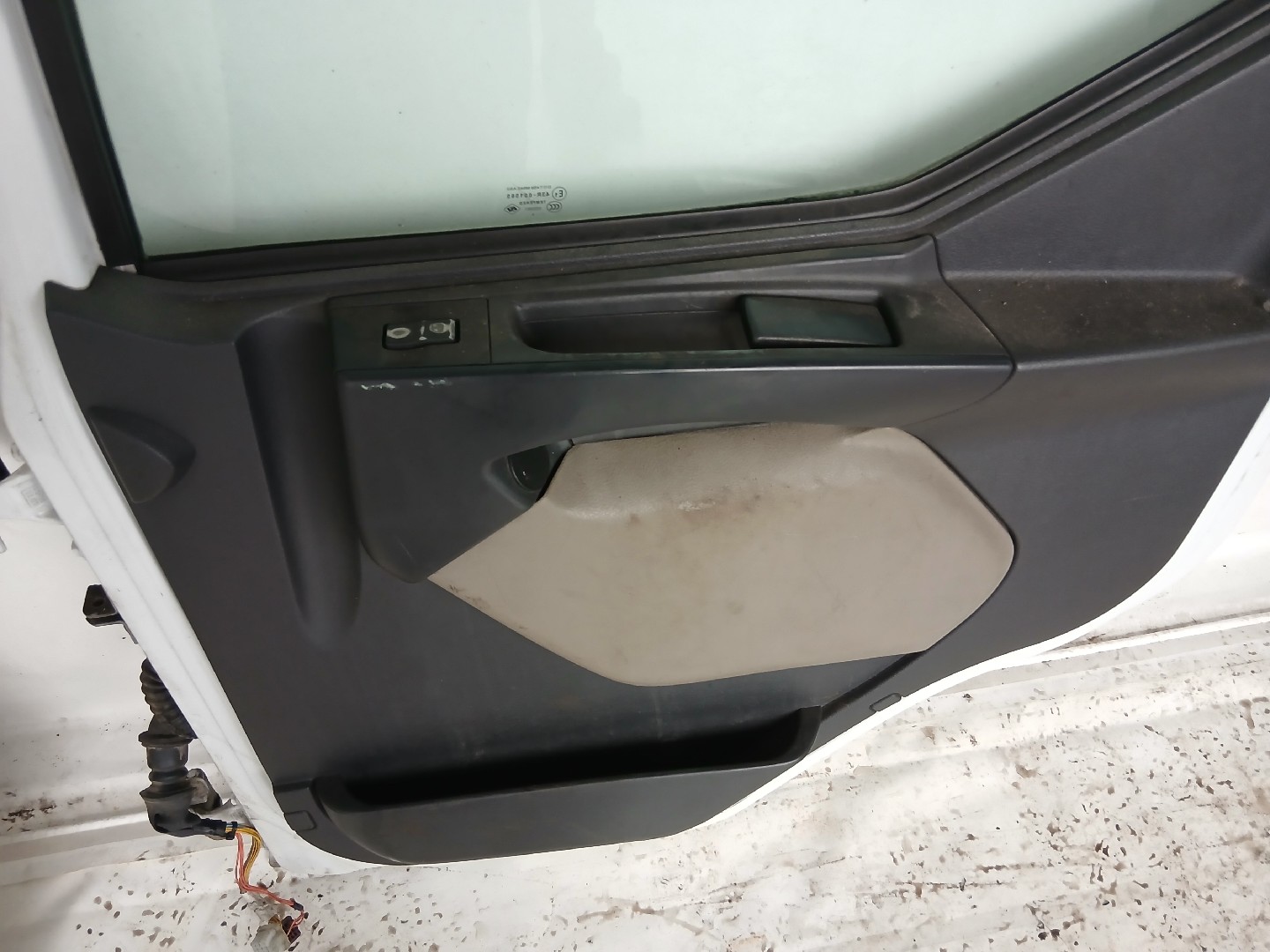 Porta Frente Dto RENAULT TRUCKS Midlum | 00 -  Imagem-4