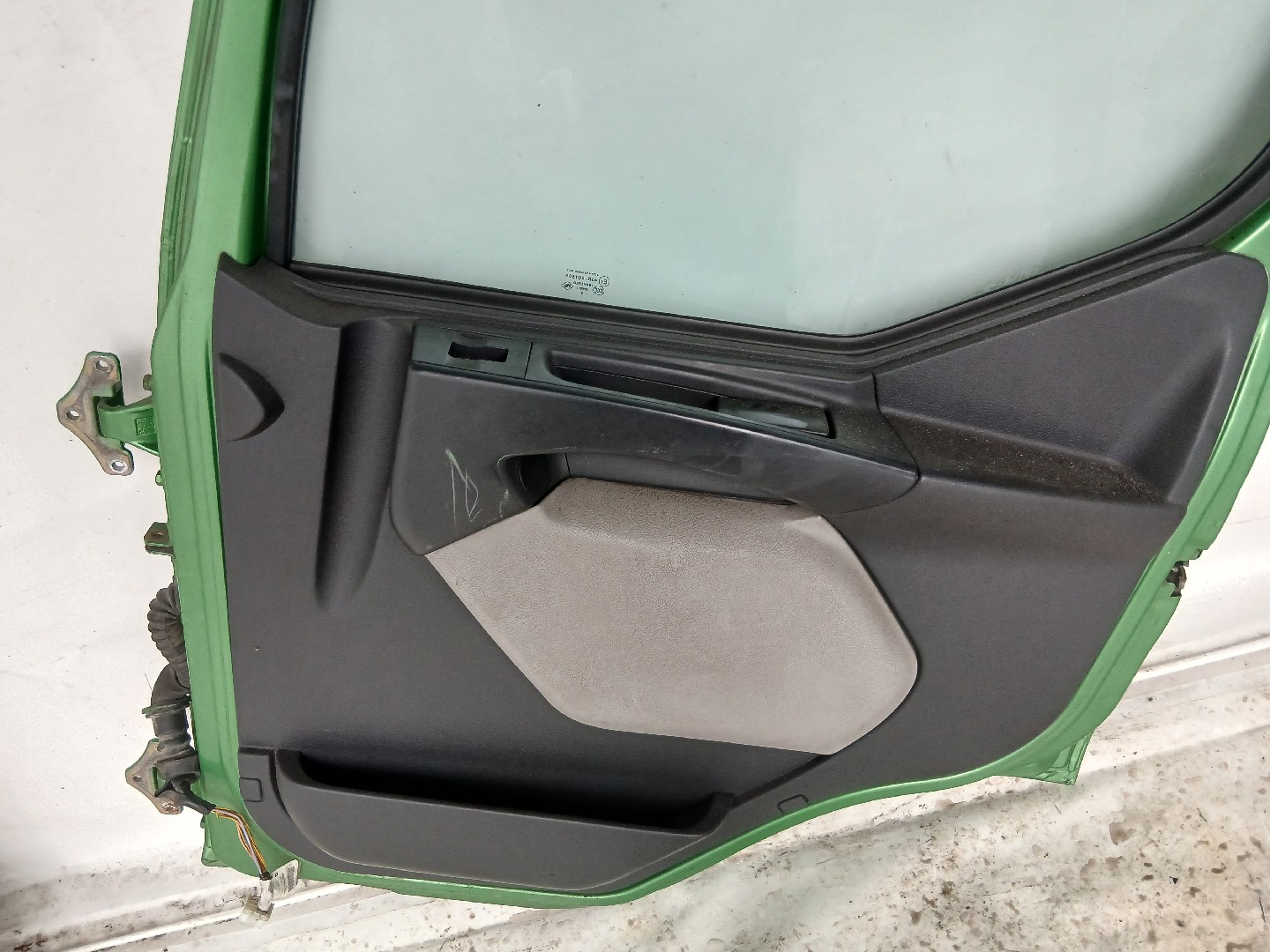 Porta Frente Dto VOLVO FL | 00 -  Imagem-3