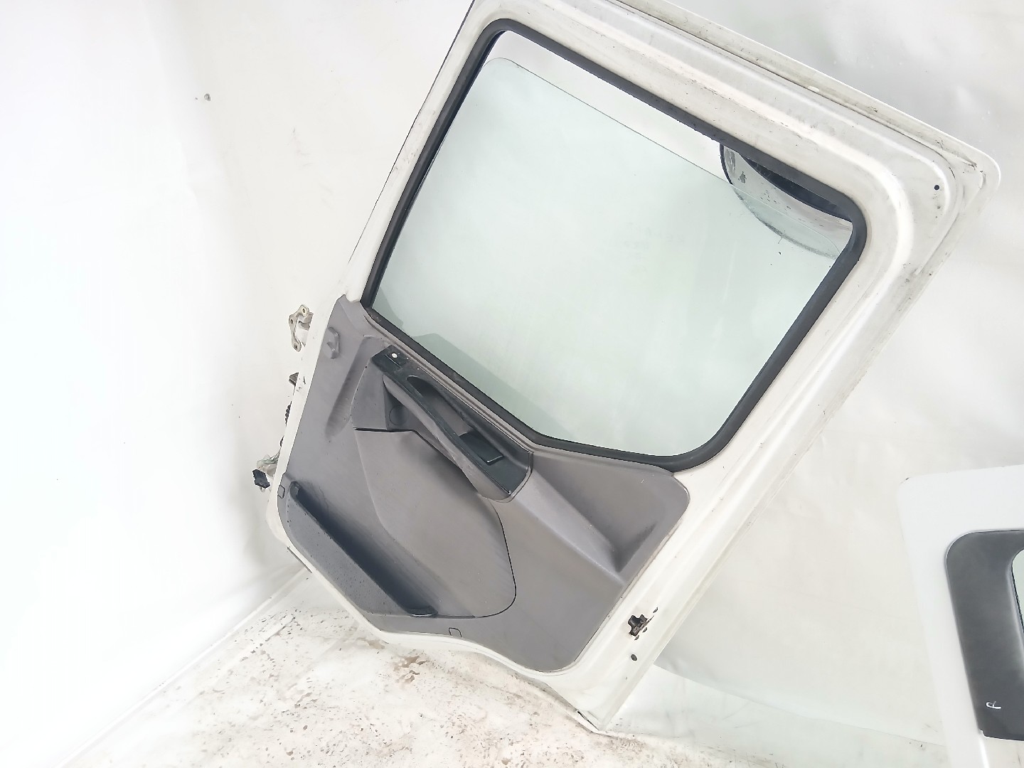 Porta Frente Dto RENAULT TRUCKS Premium | 96 -  Imagem-3