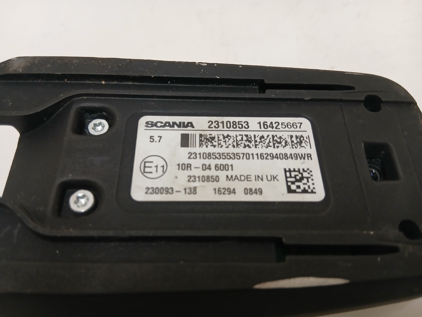 Sensor de Radar SCANIA P,G,R,T - series | 03 -  Imagem-2