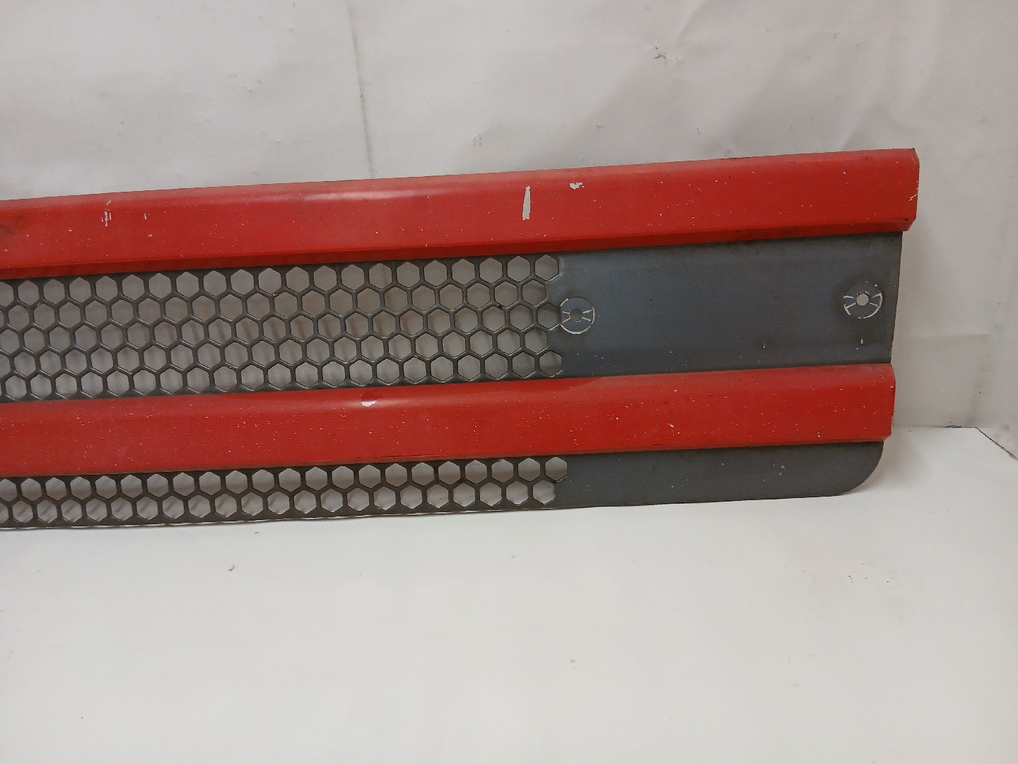 GRELHA/DEGRAU SCANIA P,G,R,T - series | 03 -  Imagem-2