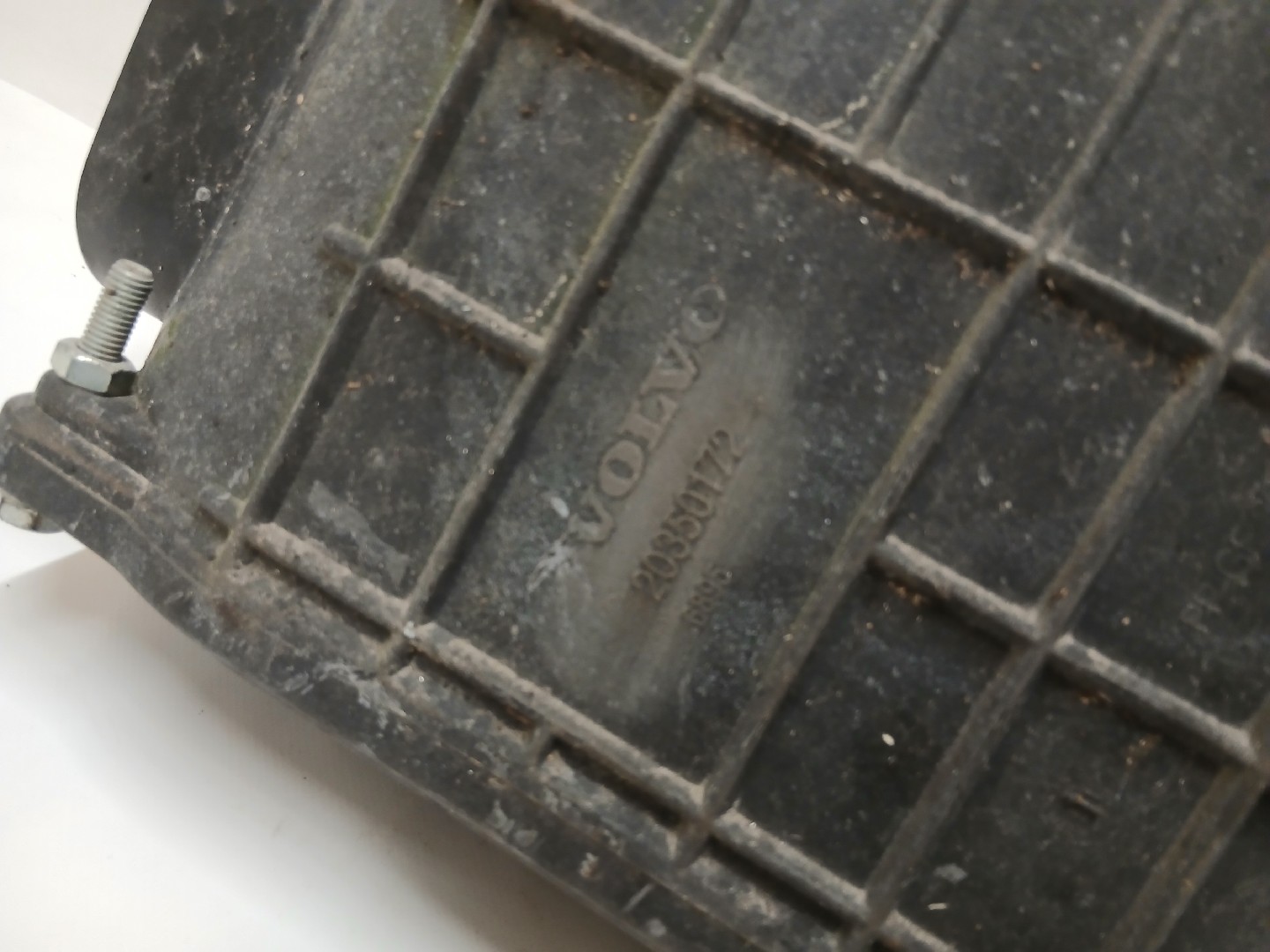 Caixa de Filtro de ar VOLVO FL 6 | 85 - 00 Imagem-1