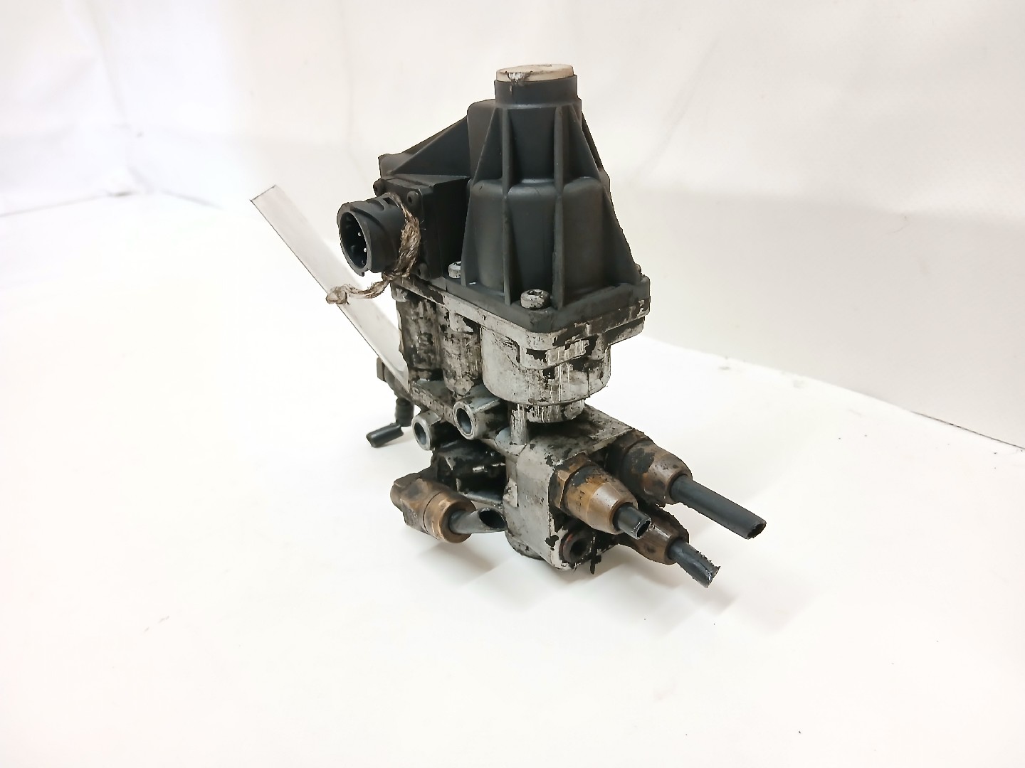 ELECTRO VALVULA  SCANIA P,G,R,T - series | 03 -  Imagem-1