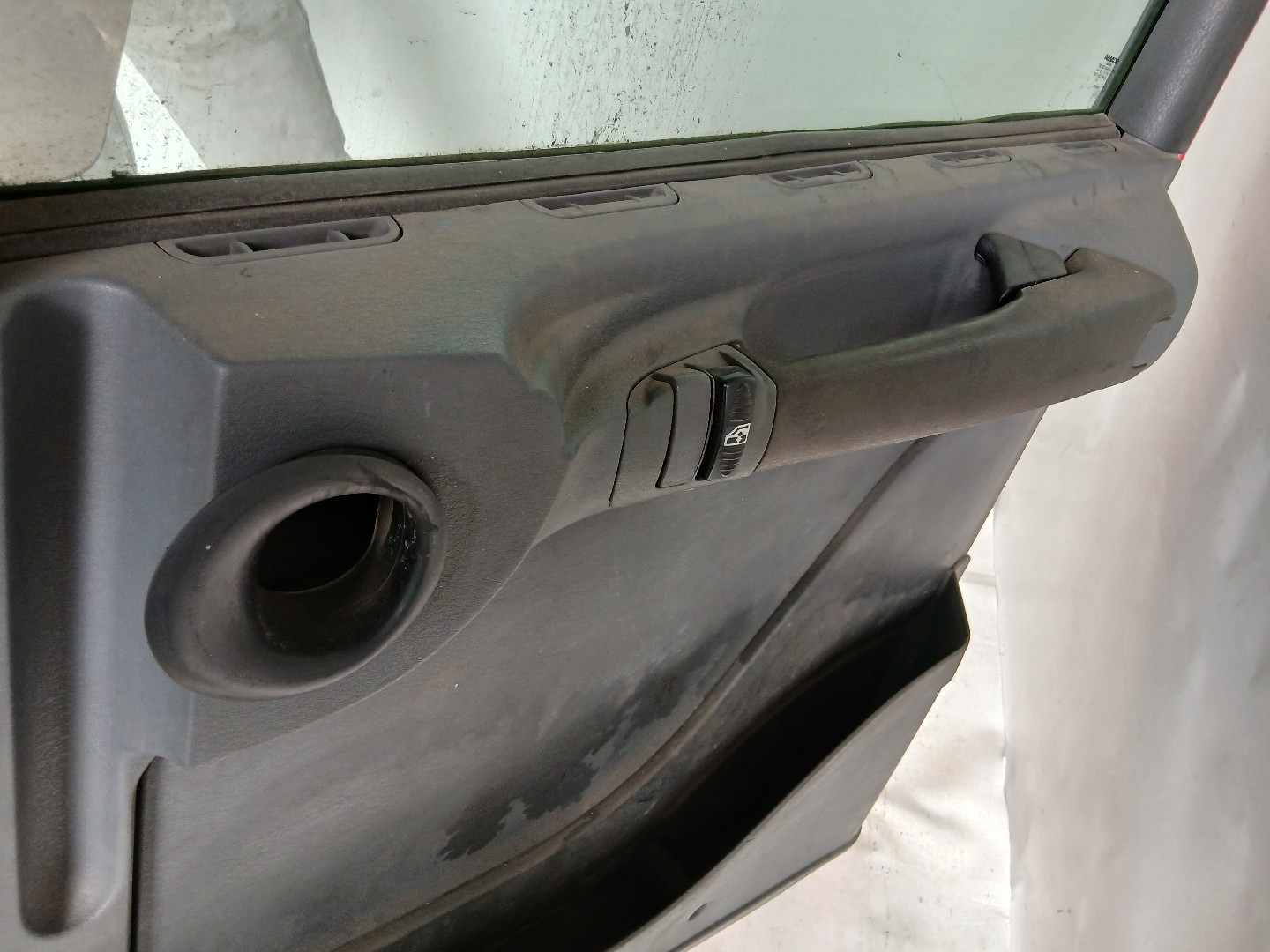 Porta Frente Dto SCANIA P,G,R,T - series | 03 -  Imagem-5