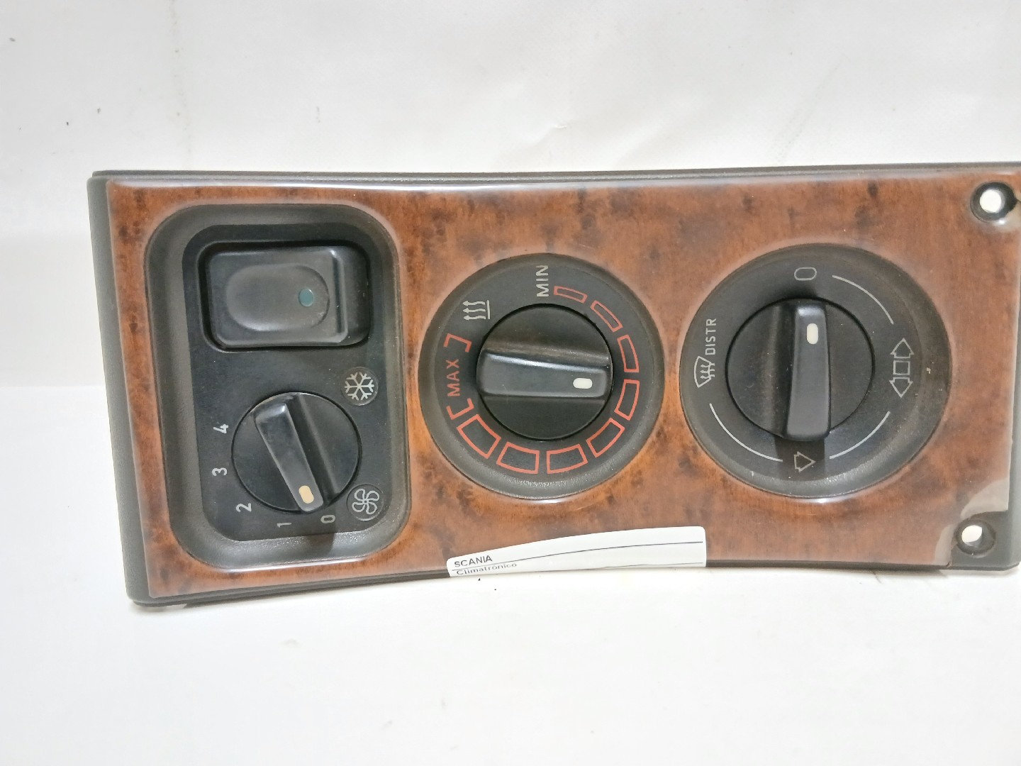 CLIMATRONICO SCANIA P,G,R,T - series | 03 -  Imagem-1