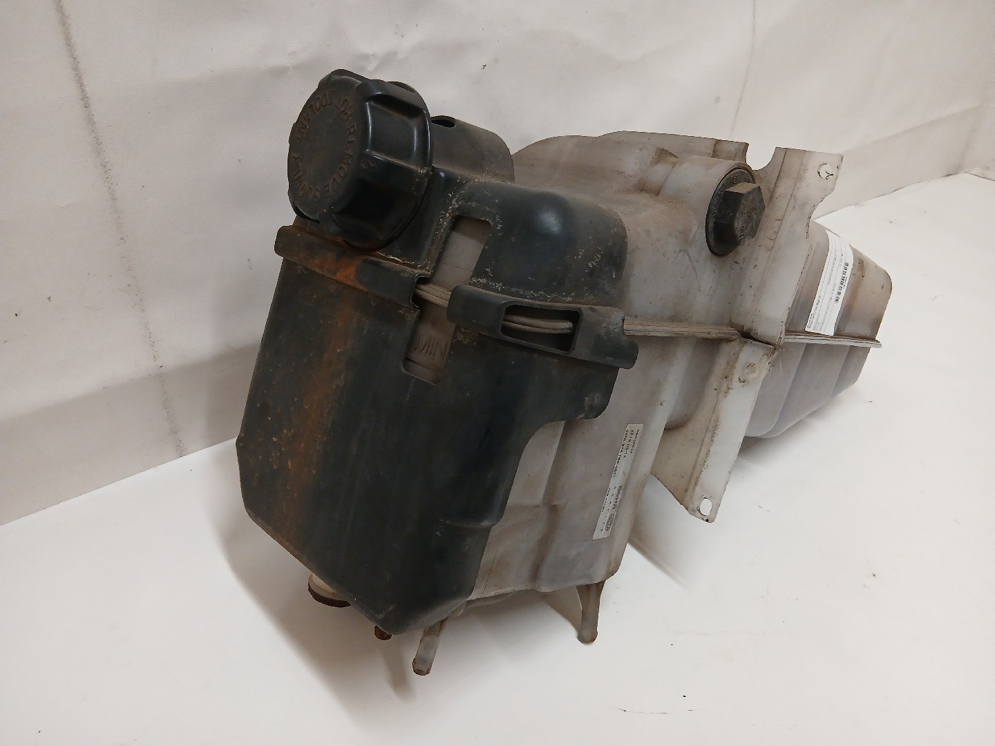 Deposito da Água SCANIA P,G,R,T - series | 03 -  Imagem-1