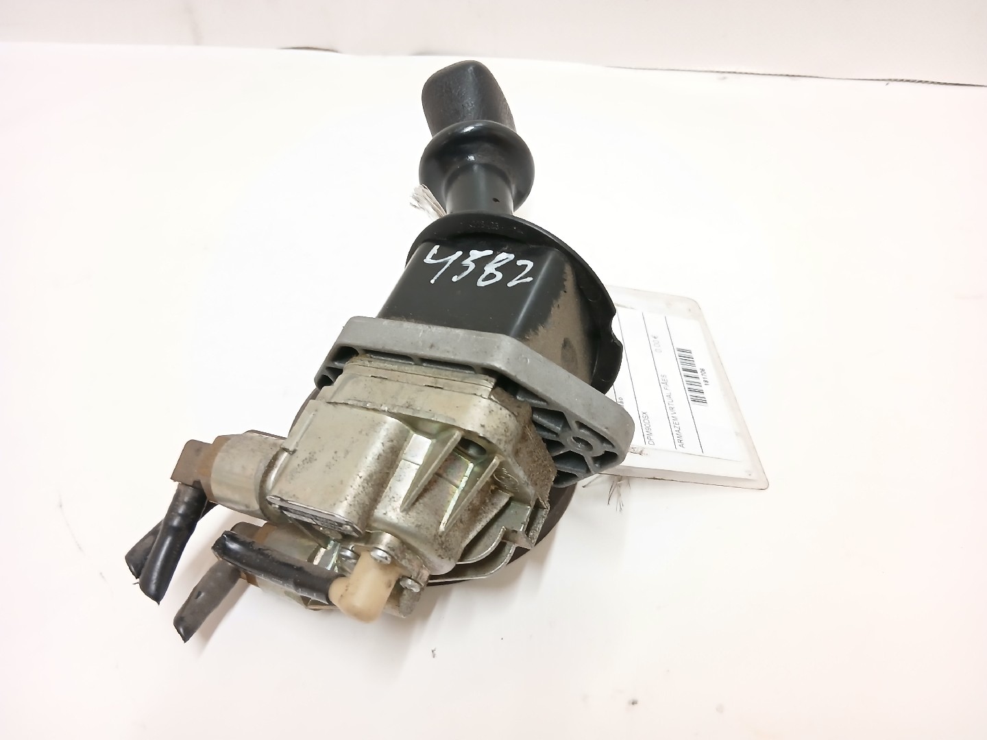 TRAVÃO DE MÃO DAF - ID S_61705