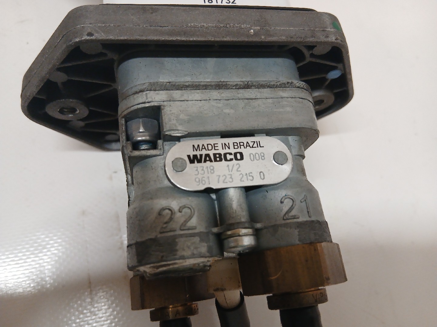 TRAVÃO DE MÃO VOLVO FM 7 | 98 - 01 Imagem-1