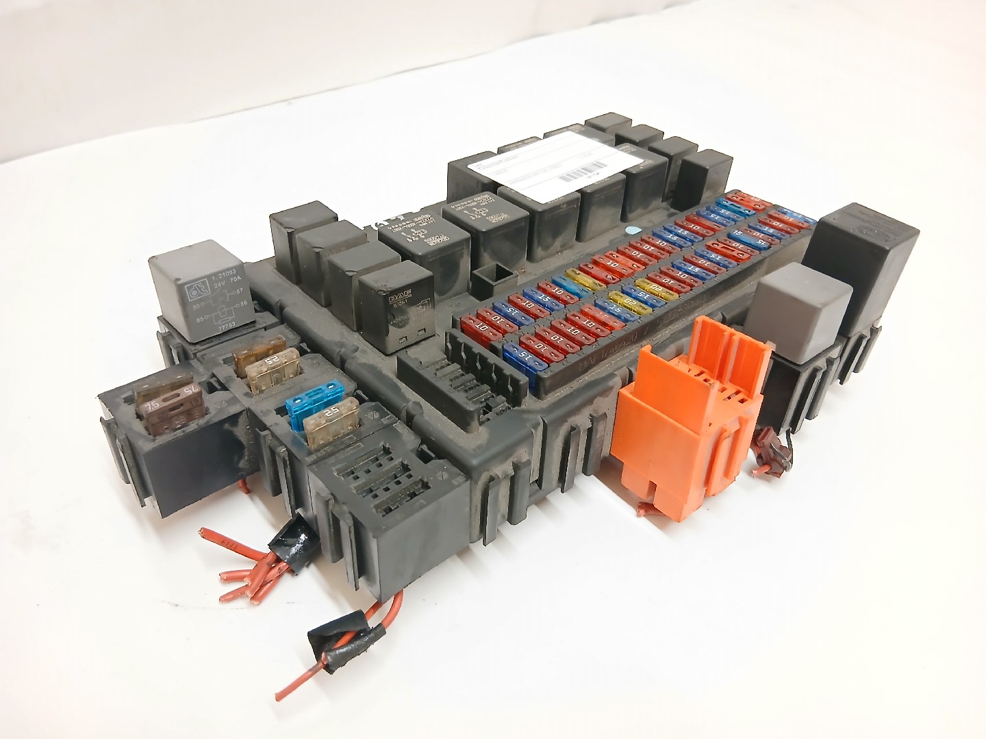 Caixa dos Fusíveis DAF XF 105 | 05 -  Imagem-2