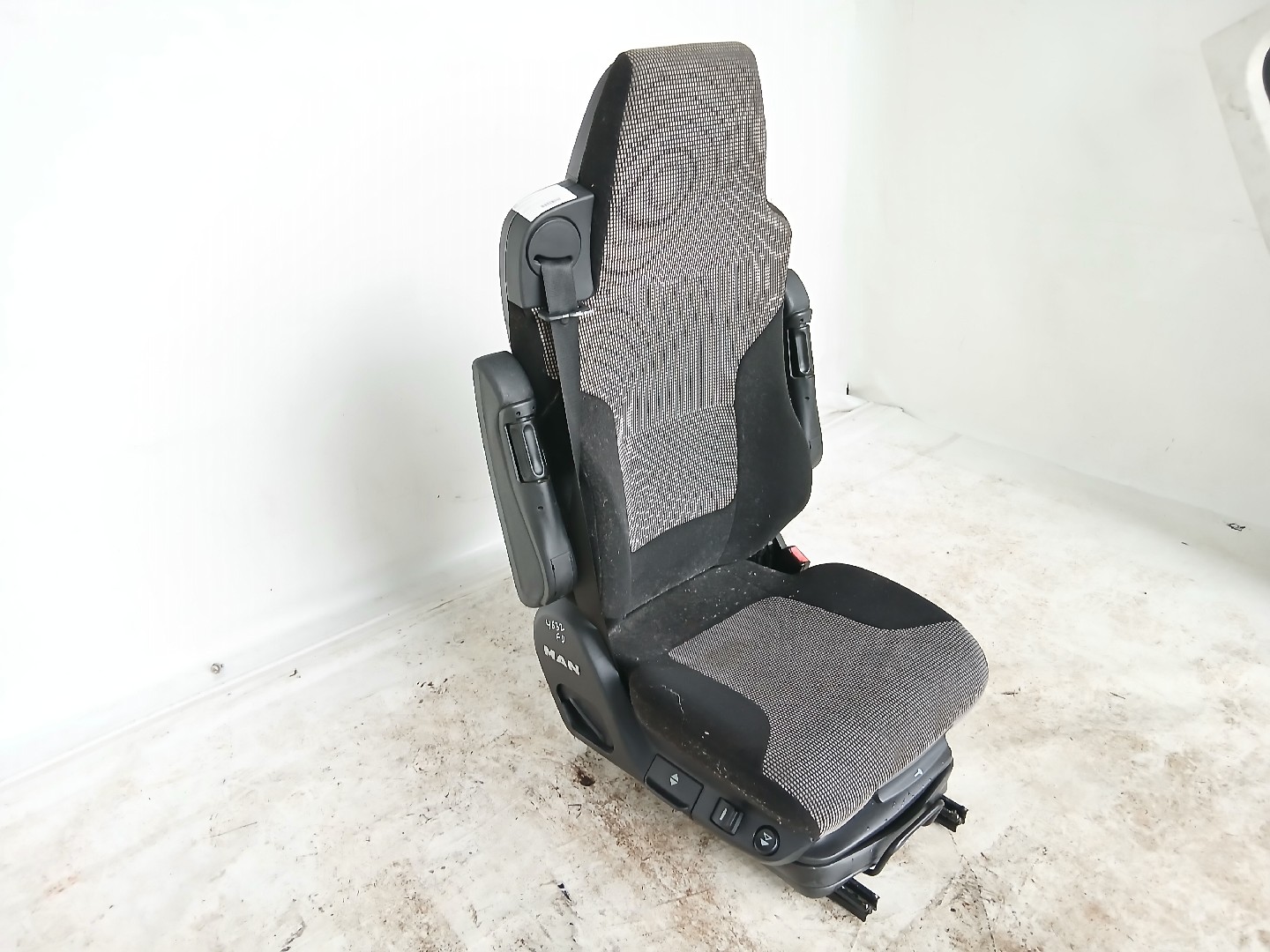 Banco do Passageiro MAN TGX | 07 -  Imagem-1