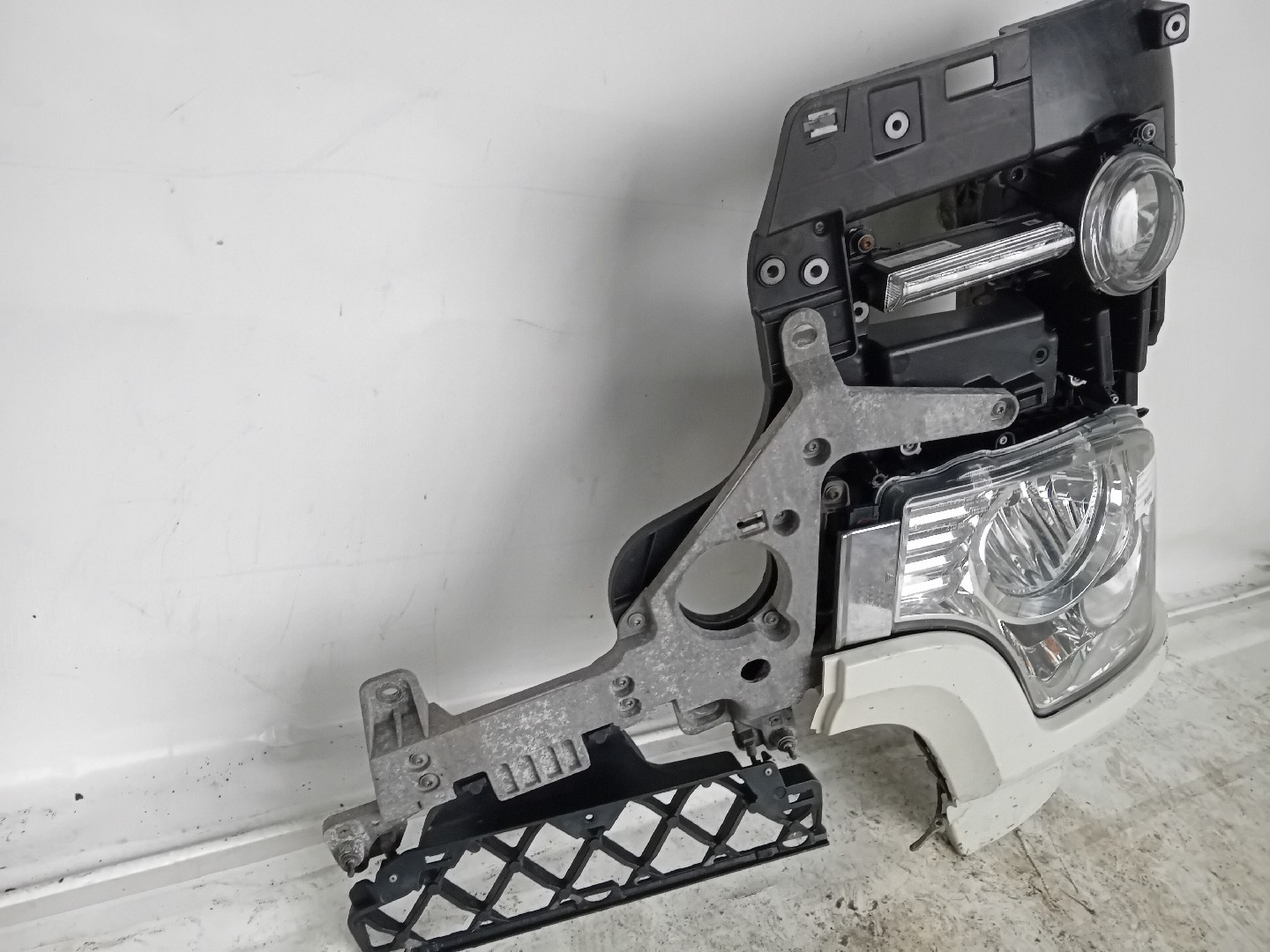 Otica MERCEDES-BENZ ACTROS MP4 | 11 -  Imagem-1