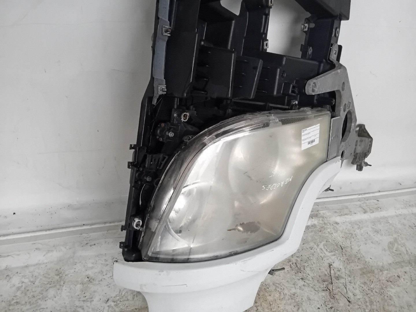 Otica MERCEDES-BENZ ACTROS MP4 | 11 -  Imagem-1