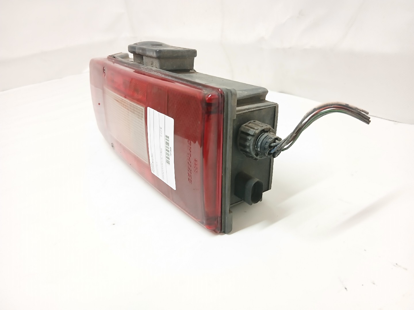 Farolim Stop Dto VOLVO FM 9 | 01 - 05 Imagem-1