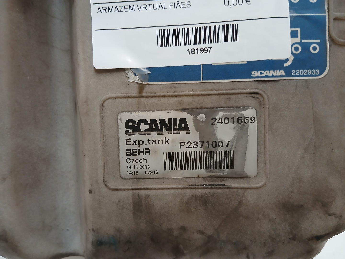 Deposito da Água SCANIA 3 - series | 88 - 96 Imagem-2