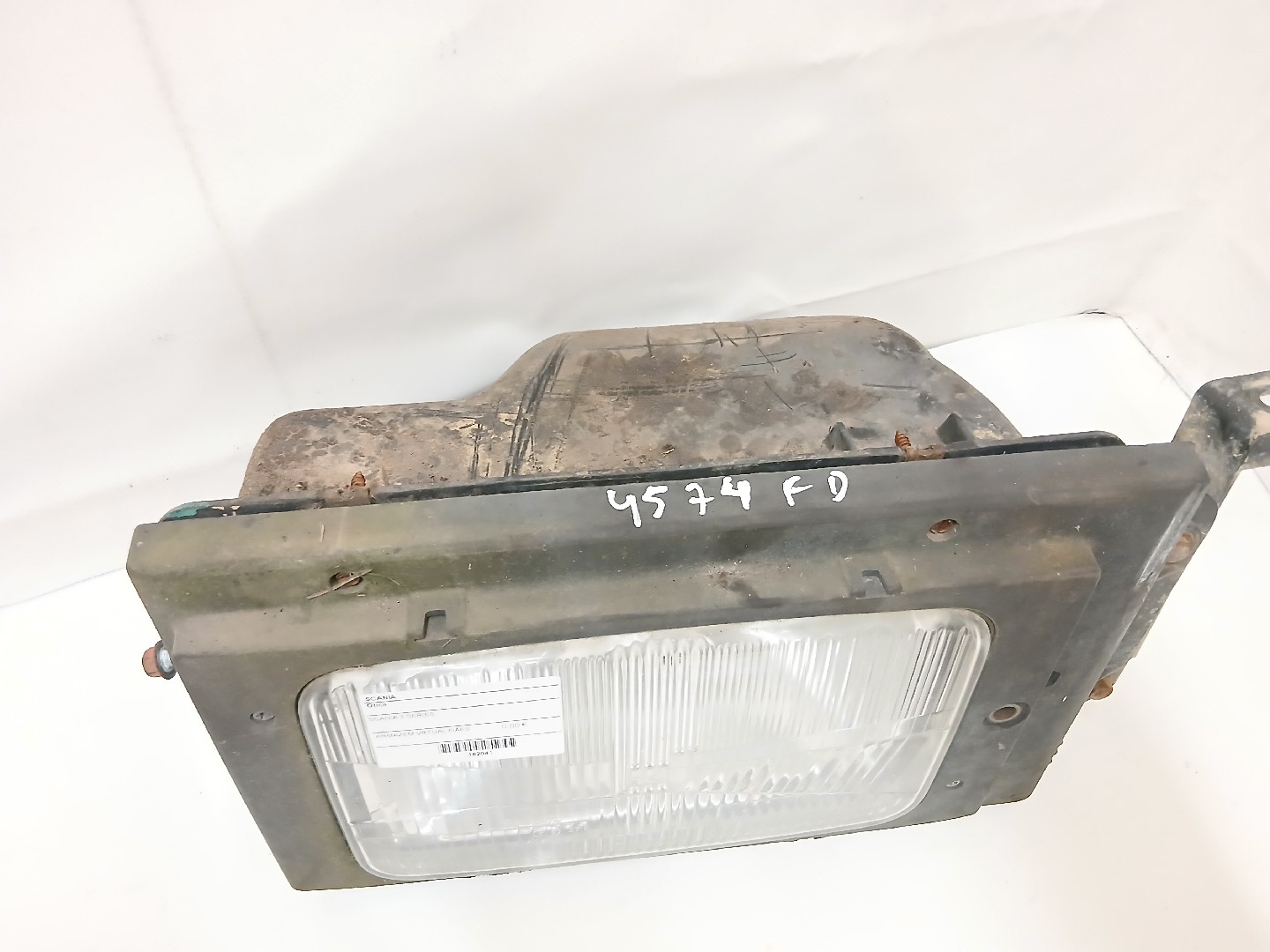 Otica SCANIA 3 - series | 88 - 96 Imagem-1