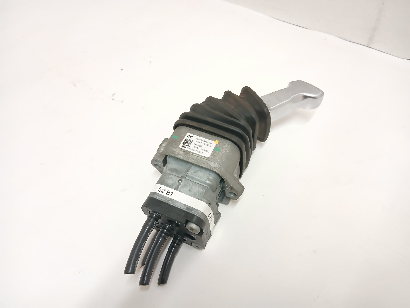 TRAVÃO DE MÃO MERCEDES-BENZ - ID S_62123