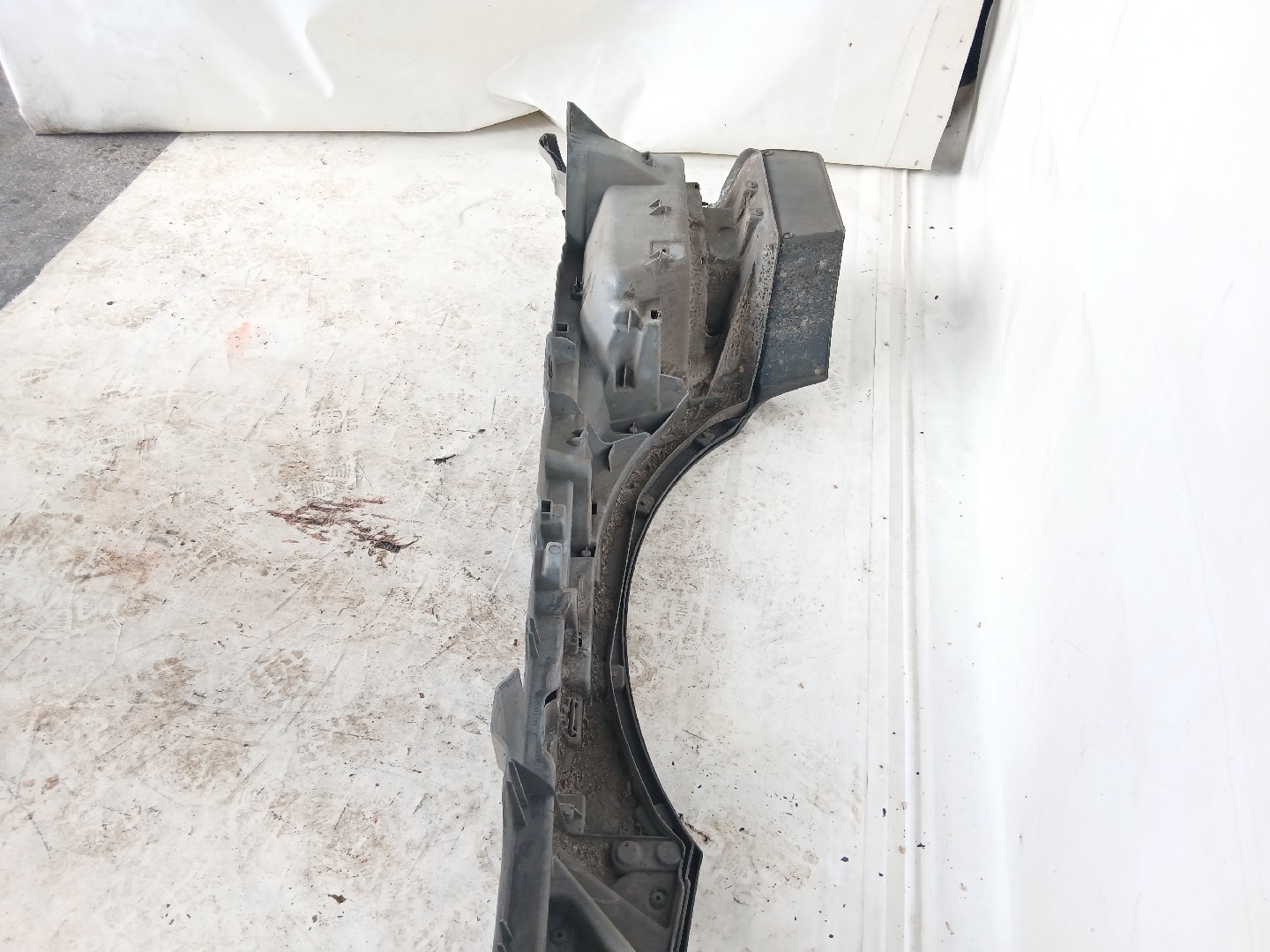 Estribo ESQ RENAULT TRUCKS T-Serie | 13 -  Imagem-3