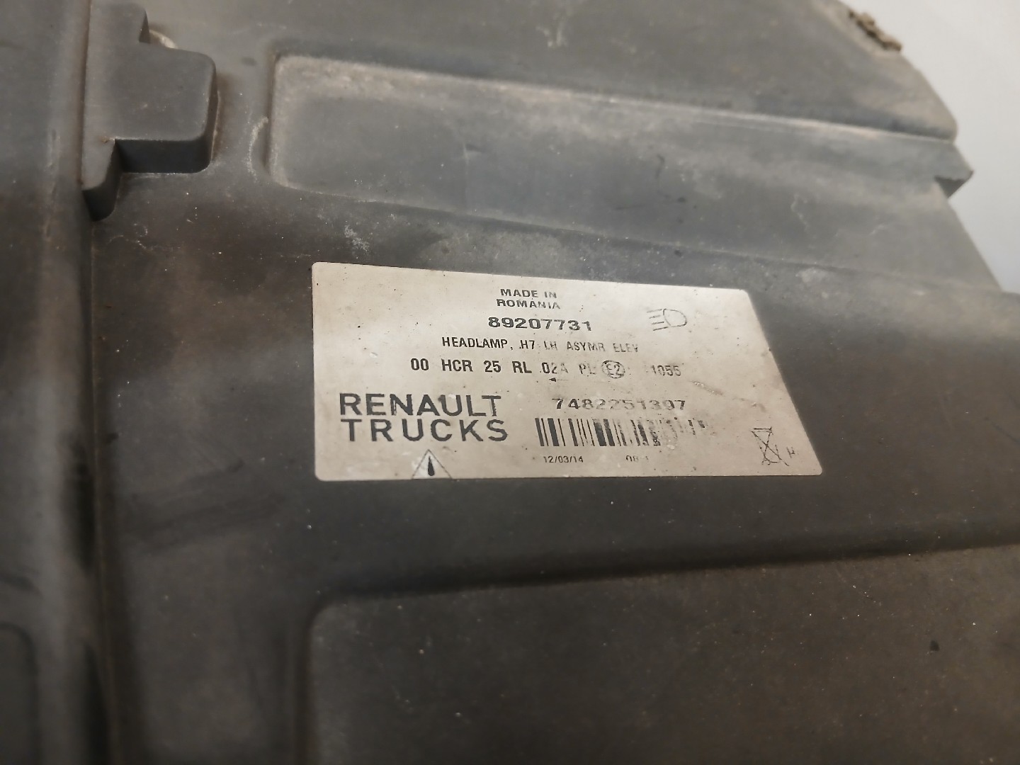 Otica RENAULT TRUCKS T-Serie | 13 -  Imagem-2