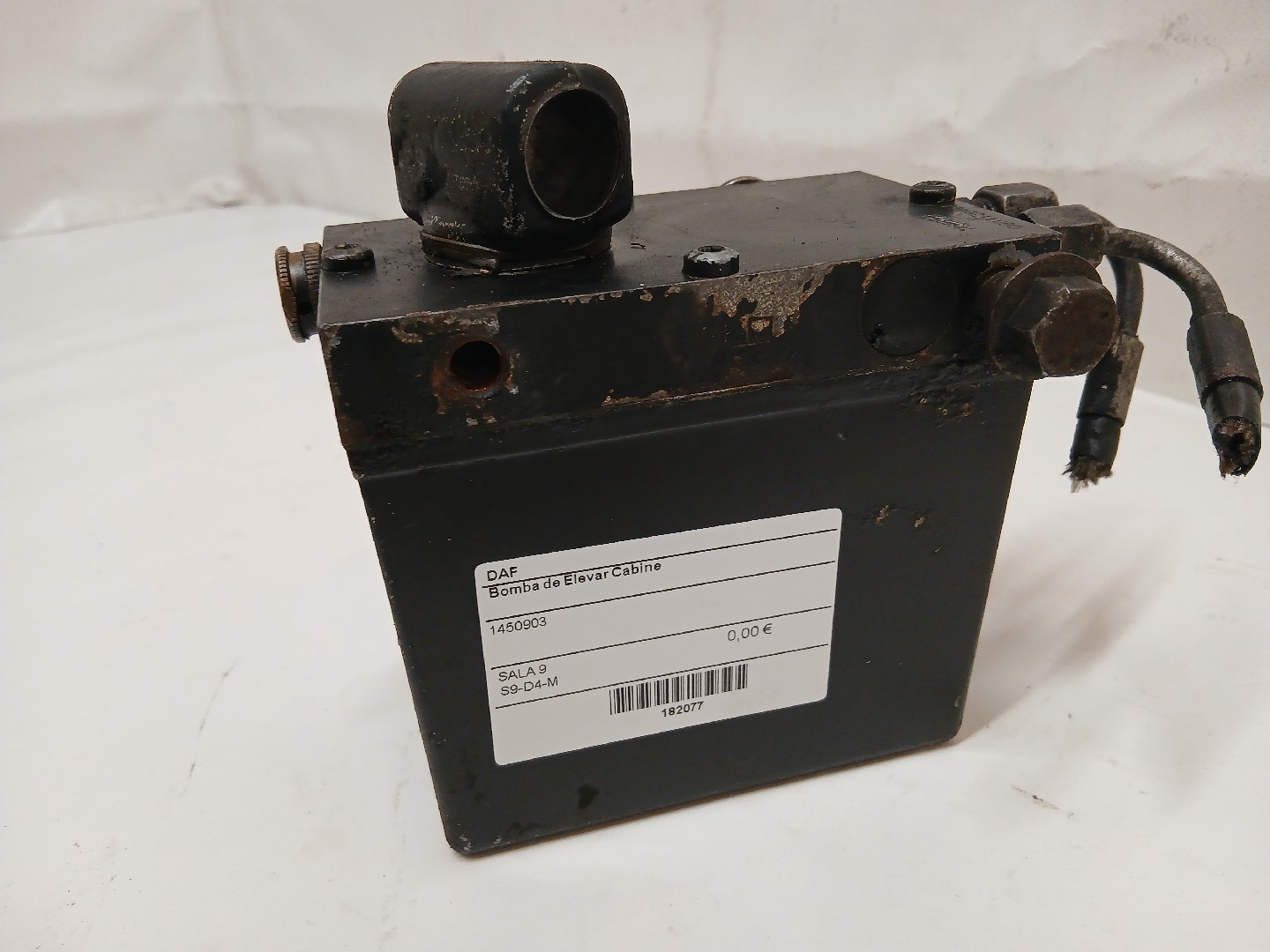 BOMBA DE ELEVAR  CABINE DAF XF 105 | 05 -  Imagem-1