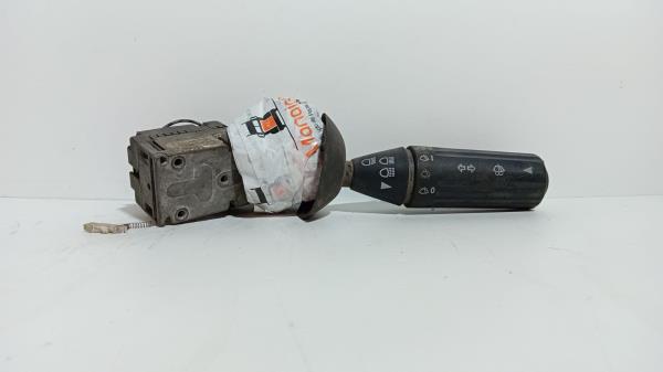 MANETE DOS PISCAS MERCEDES-BENZ - Imagem-0