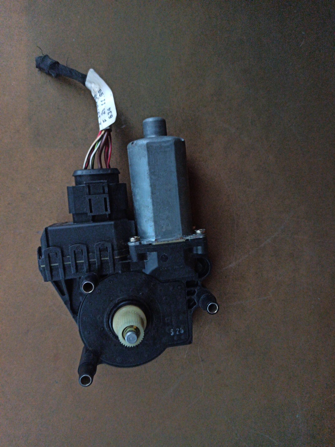 Motor e elevador de vidro frente direito AUDI A4 Avant (8D5, B5) | 94 - 02 Imagem-2