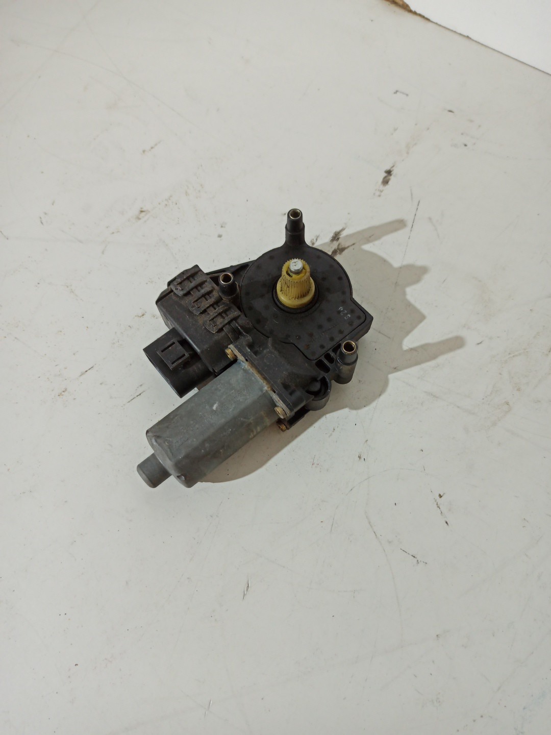 Elevador Trás Esquerdo Manual AUDI A4 Avant (8D5, B5) | 94 - 02