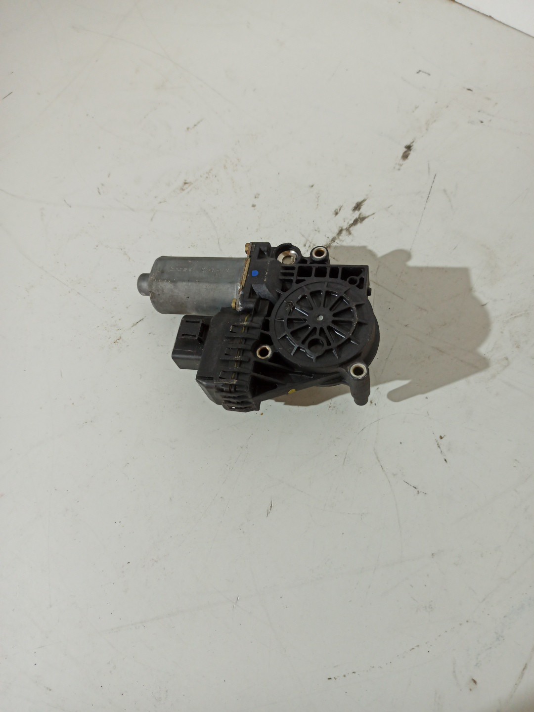 Elevador Trás Esquerdo Manual AUDI A4 Avant (8D5, B5) | 94 - 02 Imagem-3