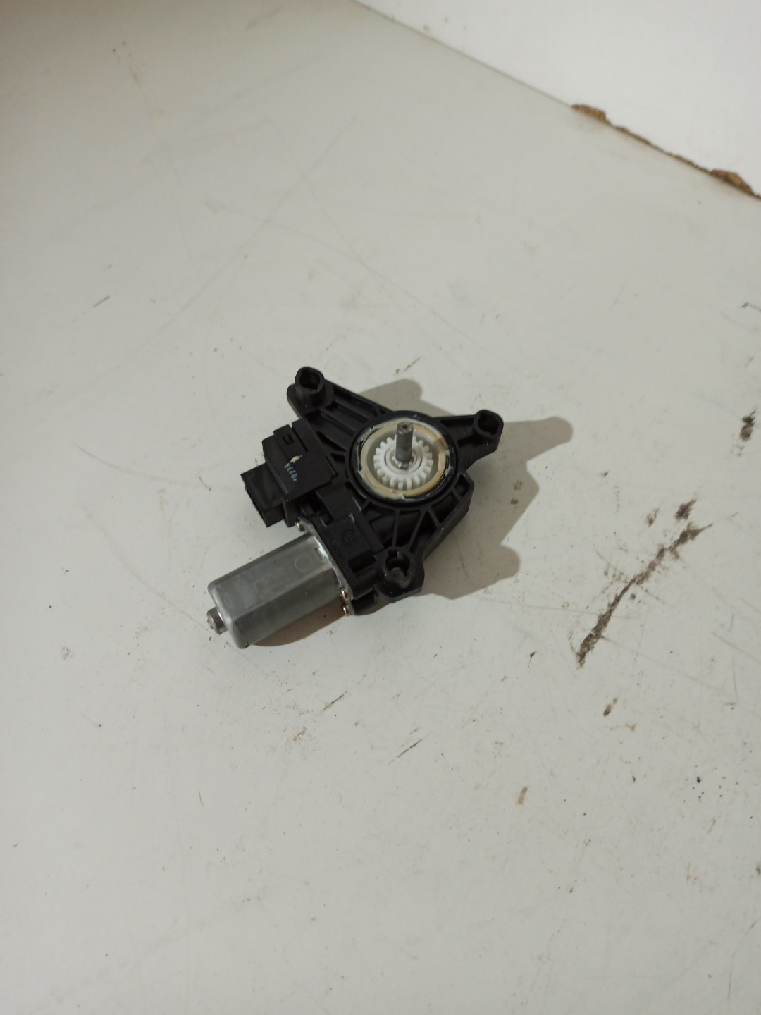 Motor de vidro traseiro direito MERCEDES-BENZ A-CLASS (W176) | 12 - 18 Imagem-2