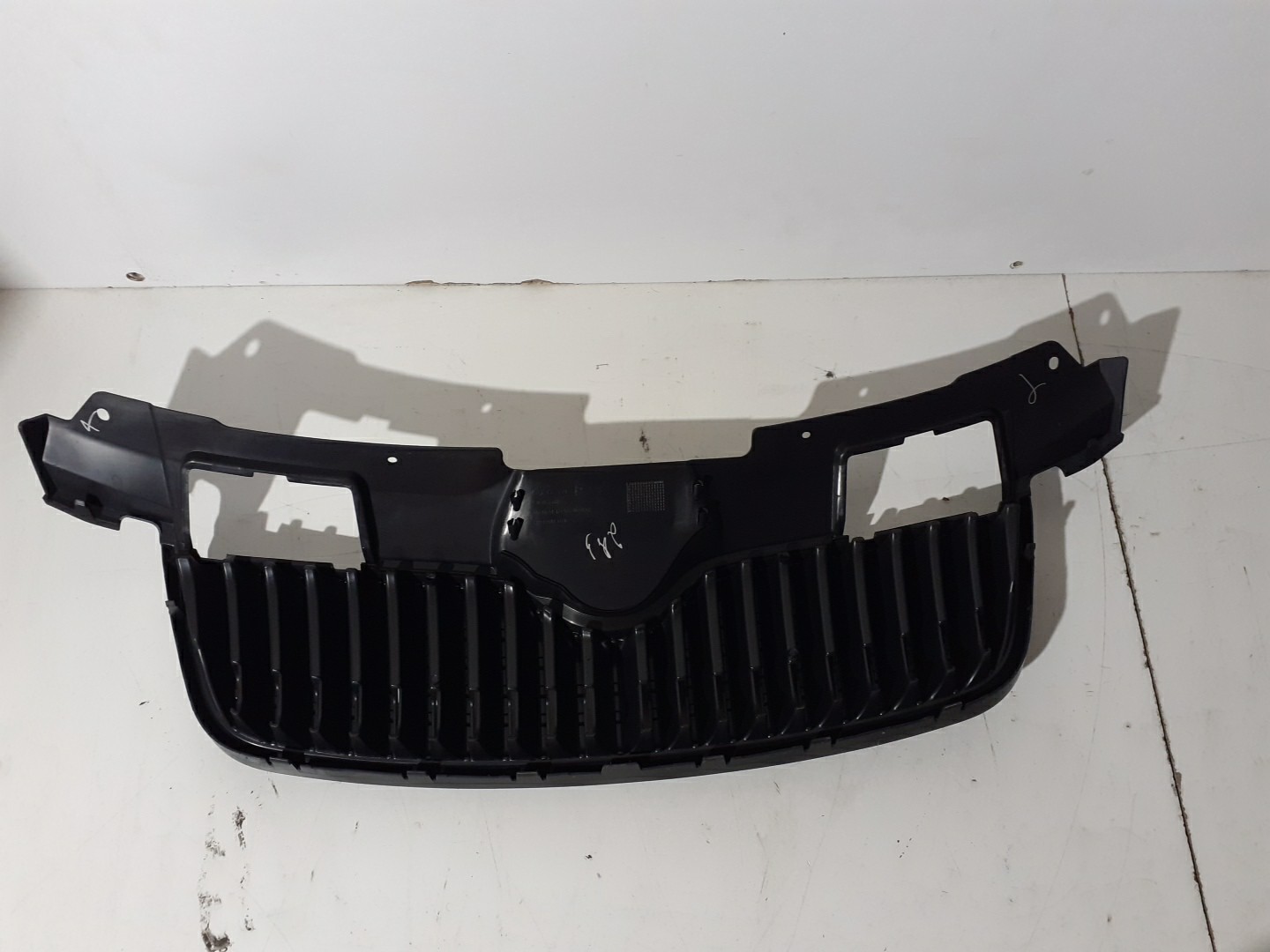Grelha de radiador SKODA ROOMSTER (5J) | 06 - 15 Imagem-2