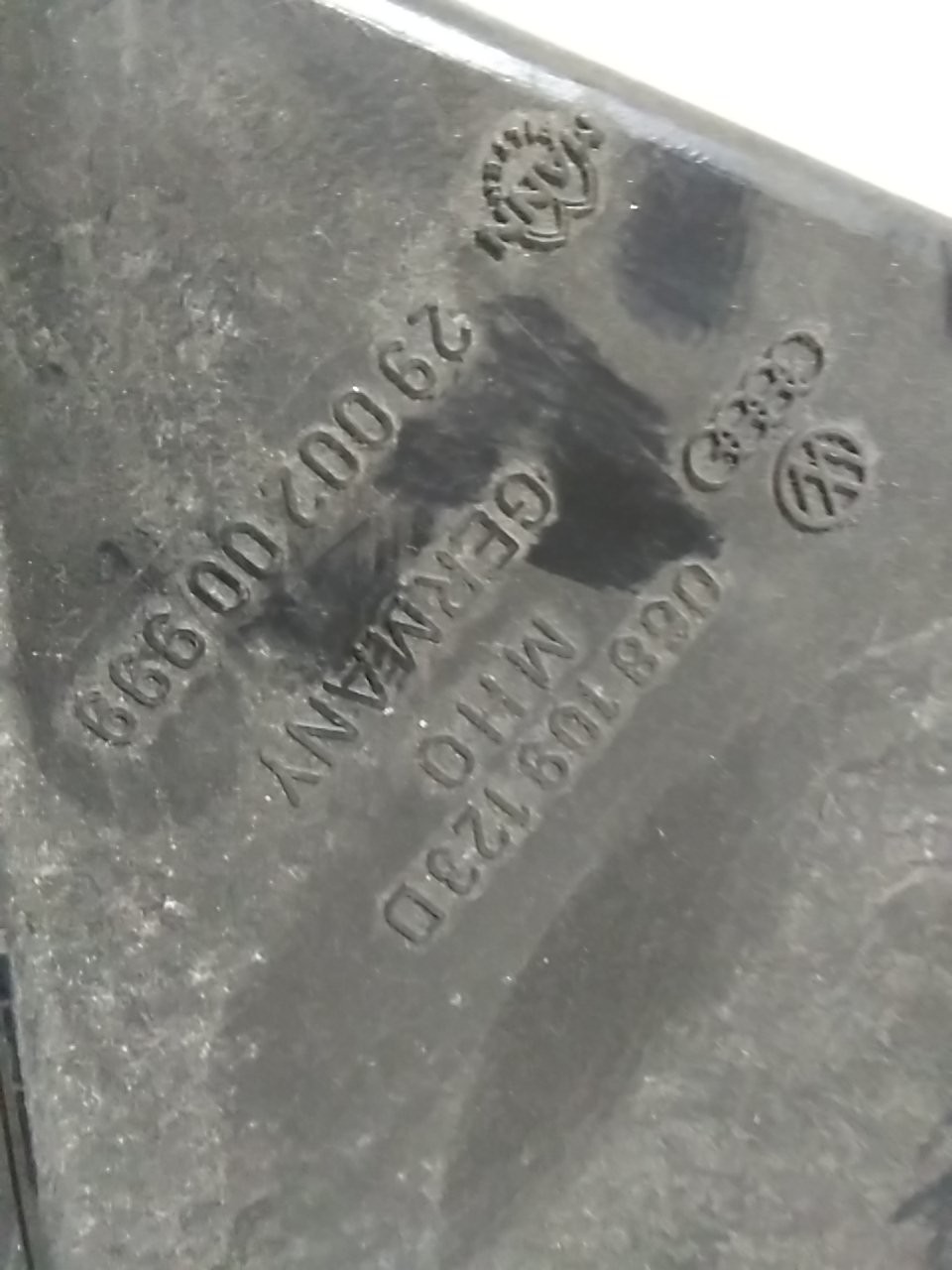 Tampa de distribuição VOLKSWAGEN PASSAT (3A2, 35I) | 88 - 97 Imagem-2