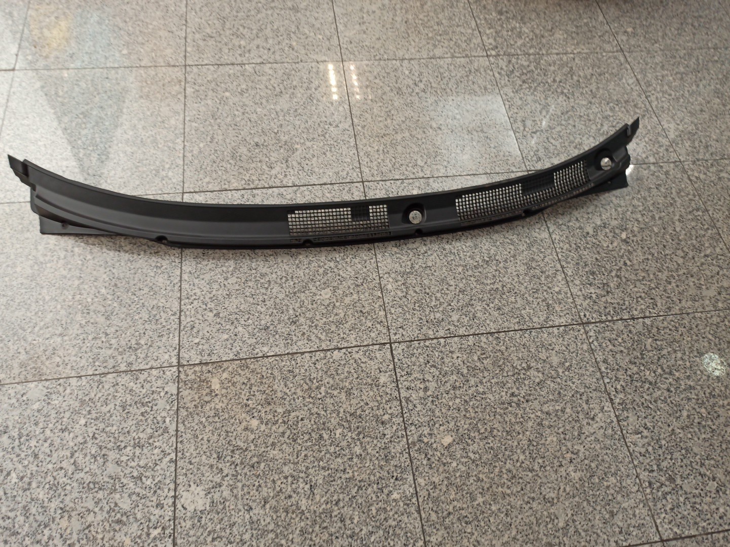 Grelha de torpedo MITSUBISHI SPACE STAR Veículo multiuso (DG_A) | 98 - 04