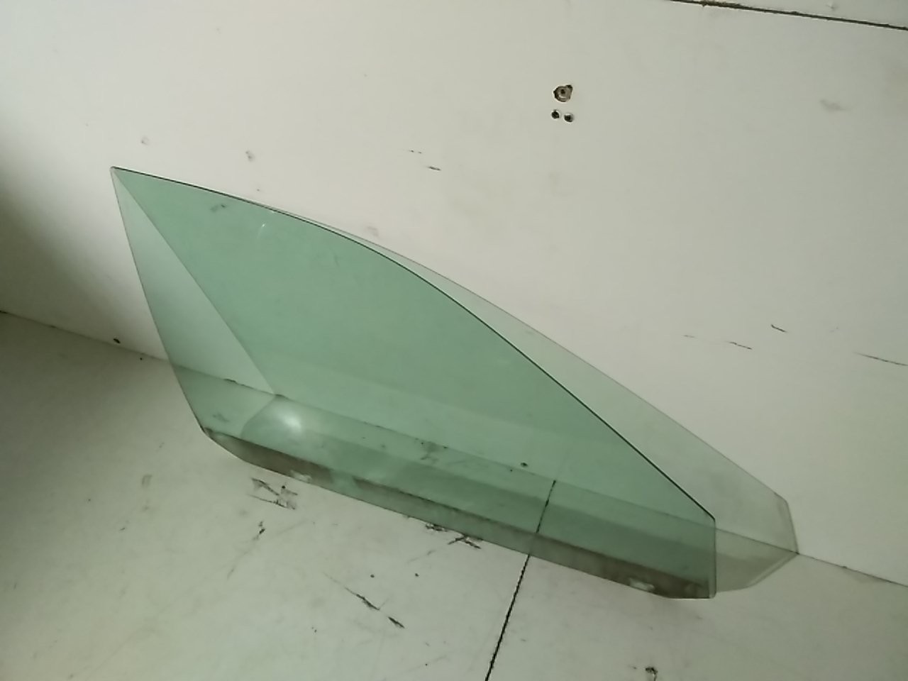 Vidro de Porta Frente Direito AUDI A4 Avant (8D5, B5) | 94 - 02 Imagem-1