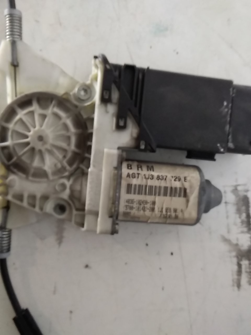 Motor e elevador de vidro frente esquerdo VOLKSWAGEN GOLF IV (1J1) | 97 - 07 Imagem-1