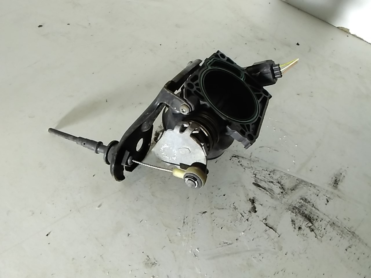 Borboleta de admissão FORD FOCUS (DAW, DBW) | 98 - 09 Imagem-3