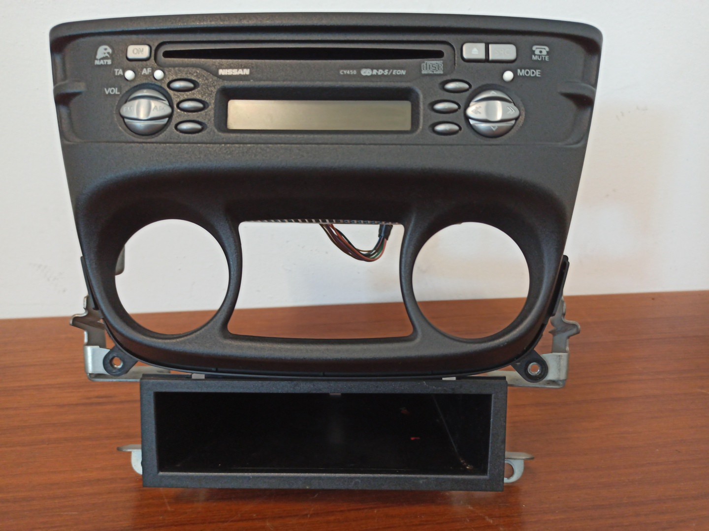 Consola com Auto-Rádio- NISSAN ALMERA II (N16) | 00 - 