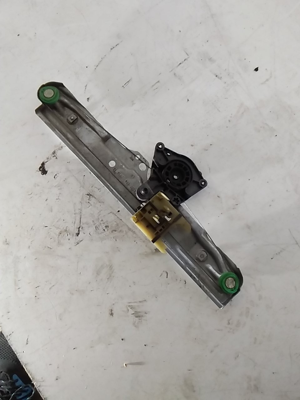 Elevador Trás Esquerdo Manual FORD FOCUS III | 10 -  Imagem-2