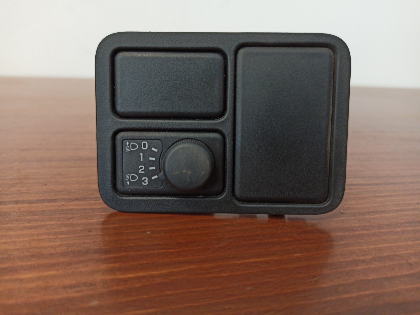 Regulador de luzes NISSAN ALMERA II (N16) | 00 - 