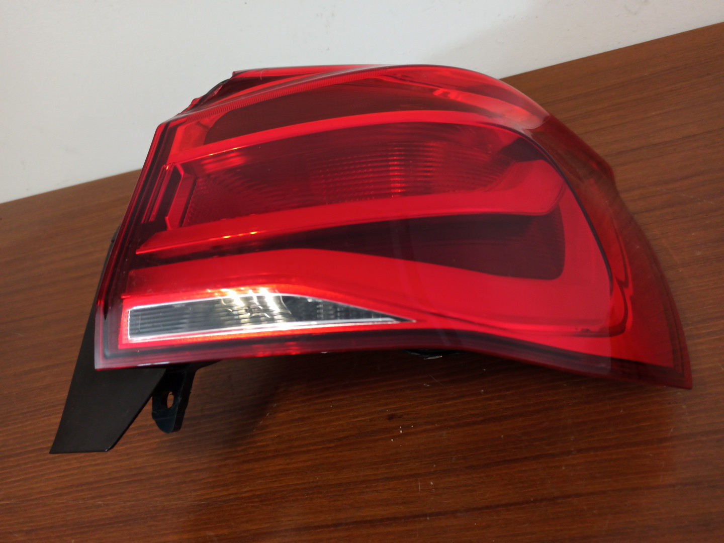 Farolim Stop Direito BMW 1 (F21) | 11 -  Imagem-1