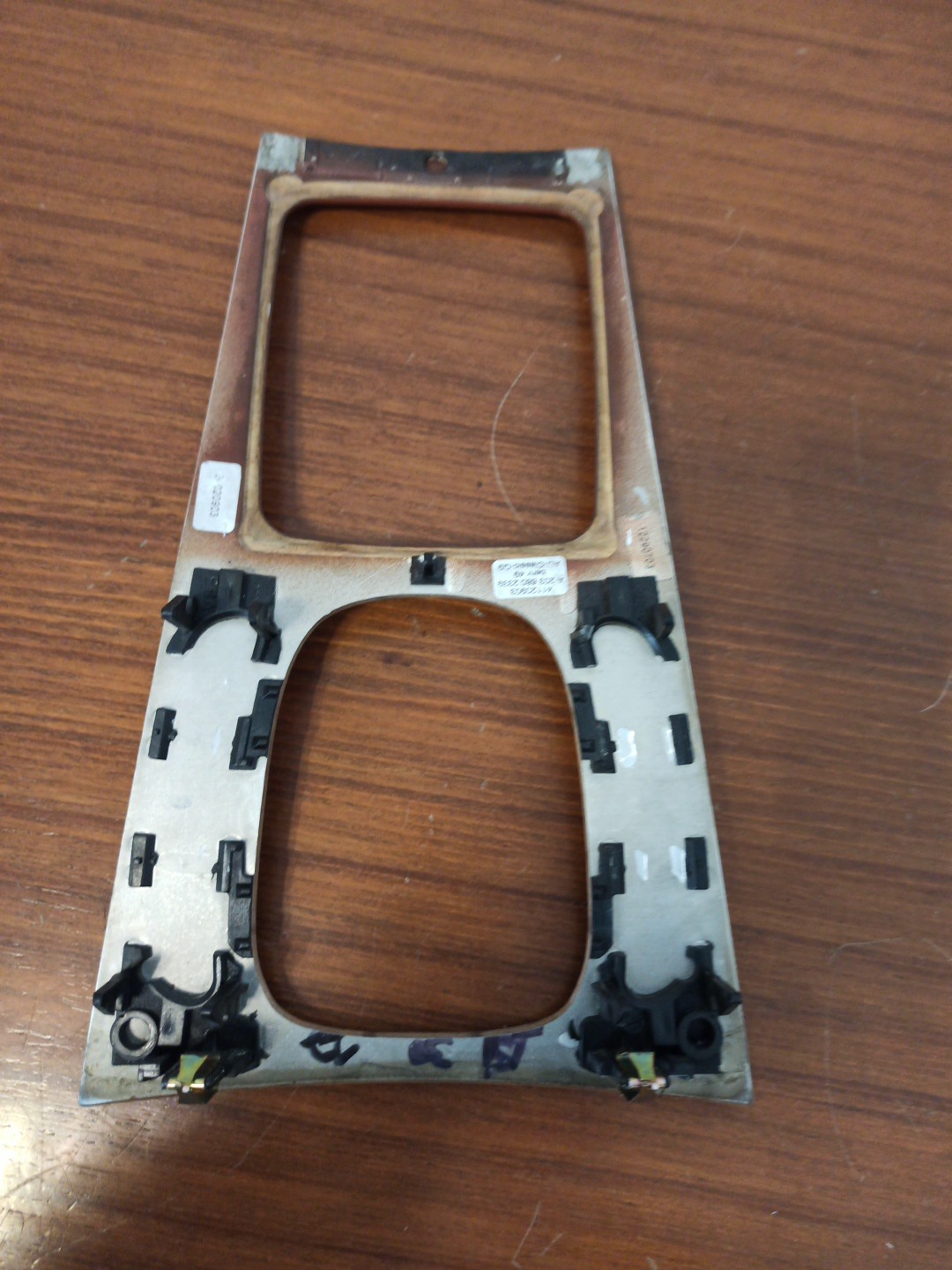 Moldura de consola central MERCEDES-BENZ C-CLASS (W203) | 00 - 07 Imagem-2